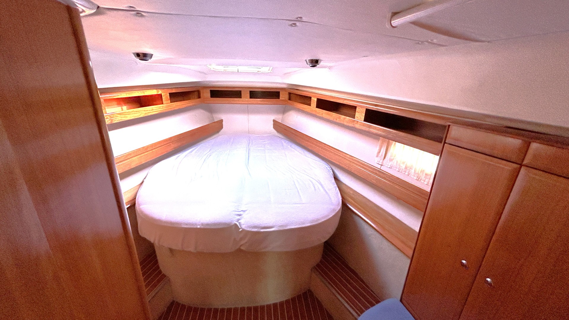 BAVARIA - 46 CRUISER à vendre