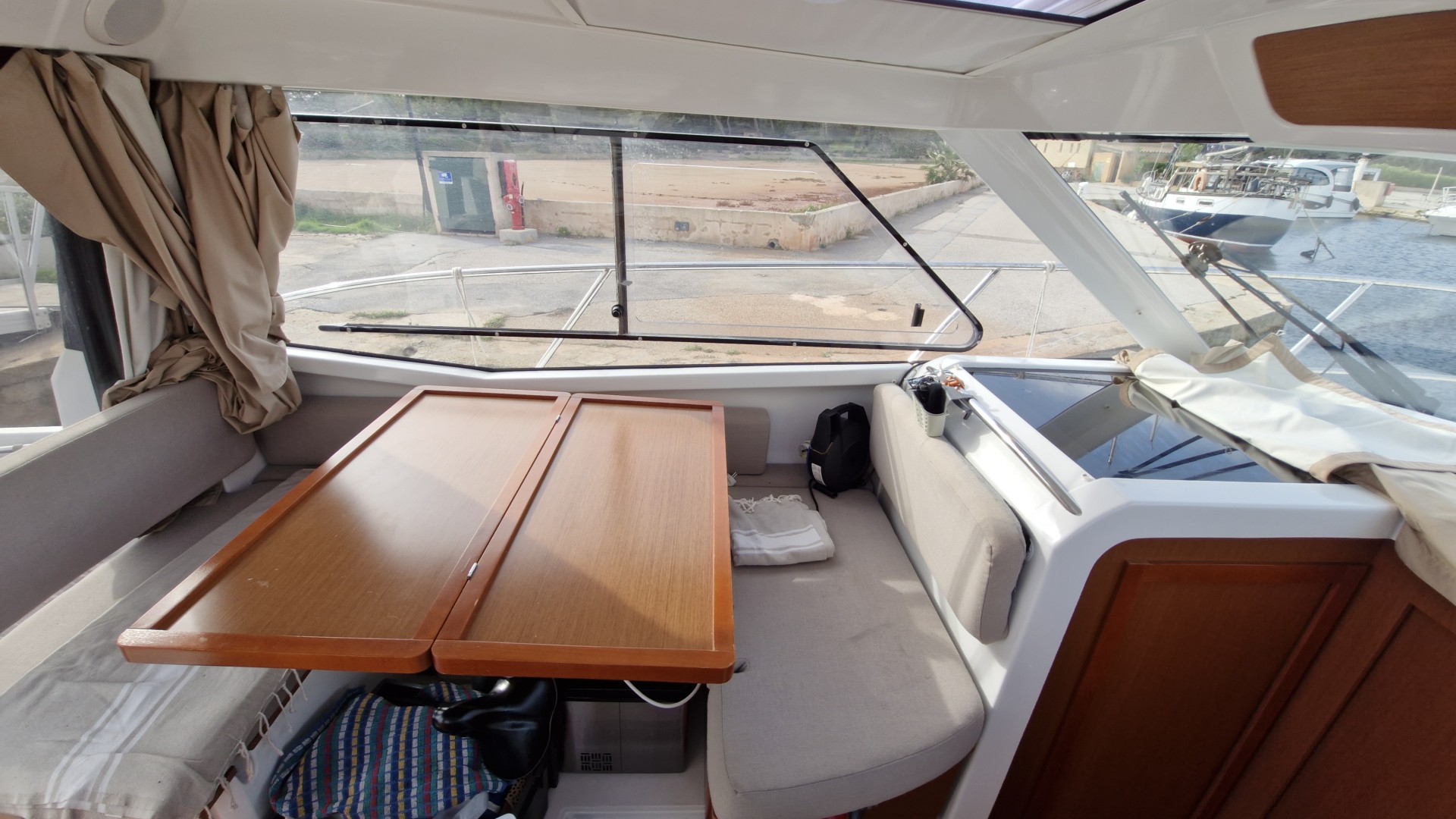 JEANNEAU - MERRY FISHER 855 à vendre